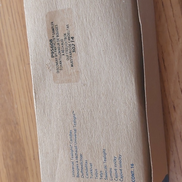 Party Lite Sampler 16pcs NWOT - Picture 4 of 6